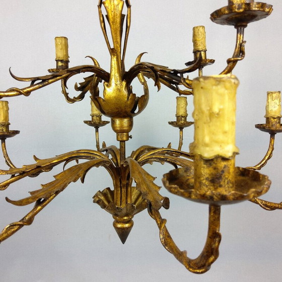 Image 1 of Vergoldeter Vintage-Kronleuchter mit 12 Lichtarmen aus geschnittenem Blech, 1940