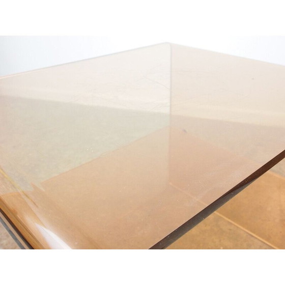 Image 1 of Ein Paar Beistelltische aus geräuchertem Plexiglas Michel