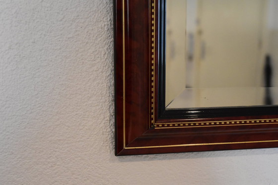 Image 1 of 2 große Spiegel mit facettiertem Glas und goldenen Details