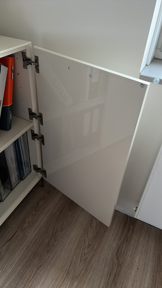 Image 1 of Garderobe Monte Intu