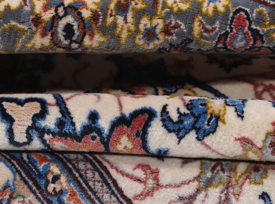 Image 1 of Silk Foundation Isfahan Meisterwerk Teppich - Feine Wolle&Seide