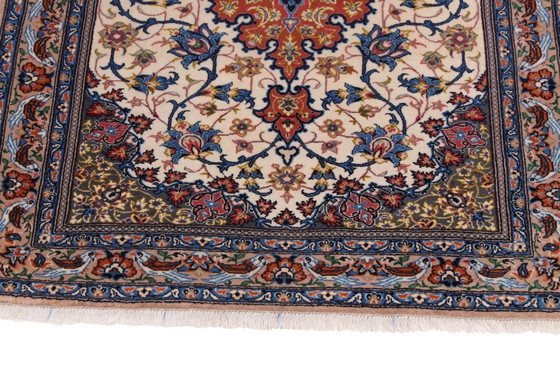 Image 1 of Silk Foundation Isfahan Meisterwerk Teppich - Feine Wolle&Seide
