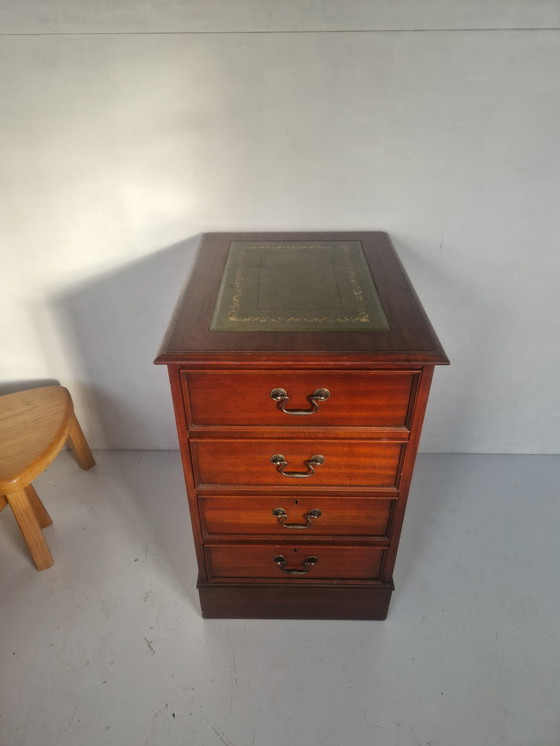 Image 1 of Englischer Archiv-Schrank mit Kunstleder