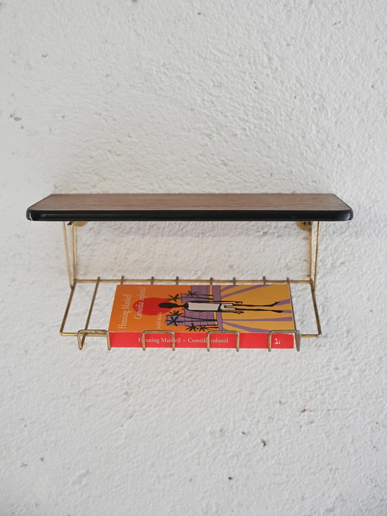 Image 1 of Skandinavischer Wandnachttisch im Vintage-Stil mit Teakholzplatte und goldenem Metallrahmen