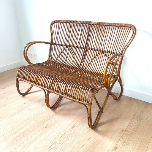 Vintage-Rattan-Bank