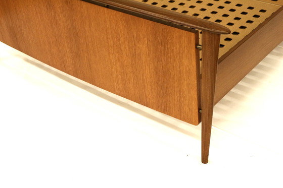 Image 1 of Louis van Teeffelen WéBé Doppelbett