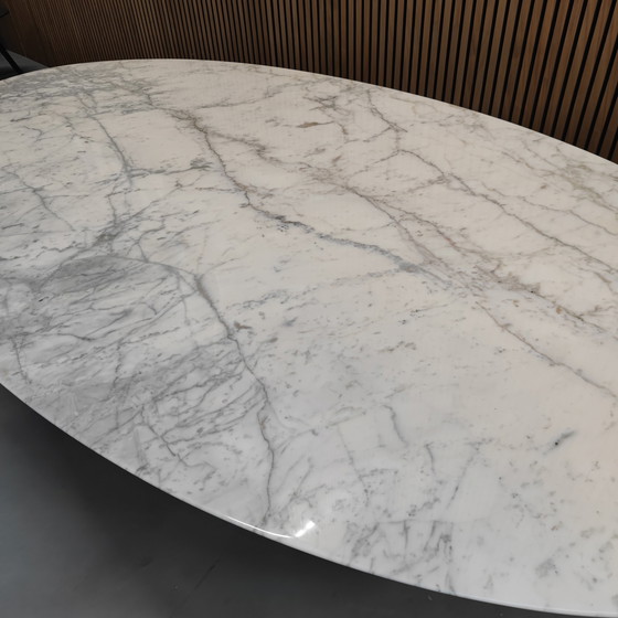 Image 1 of Knoll Saarinen Tisch Calacatta Gold