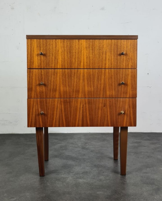 Image 1 of Antike Kommode