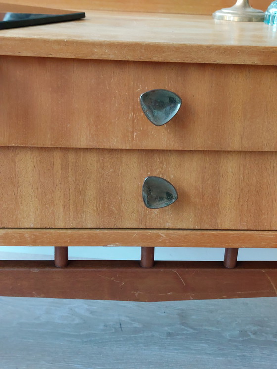 Image 1 of Antiker Schminktisch