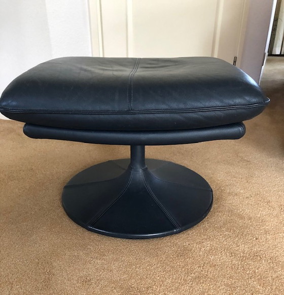 Image 1 of Leolux Hocker auf Drehgestell