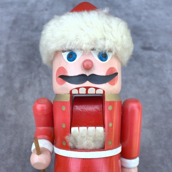 Image 1 of VintageErzgebi Holz Nussknacker Weihnachtsmann