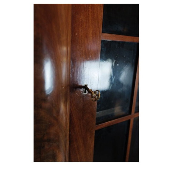 Image 1 of Norddeutscher Vintage-Eckschrank aus poliertem Mahagoni