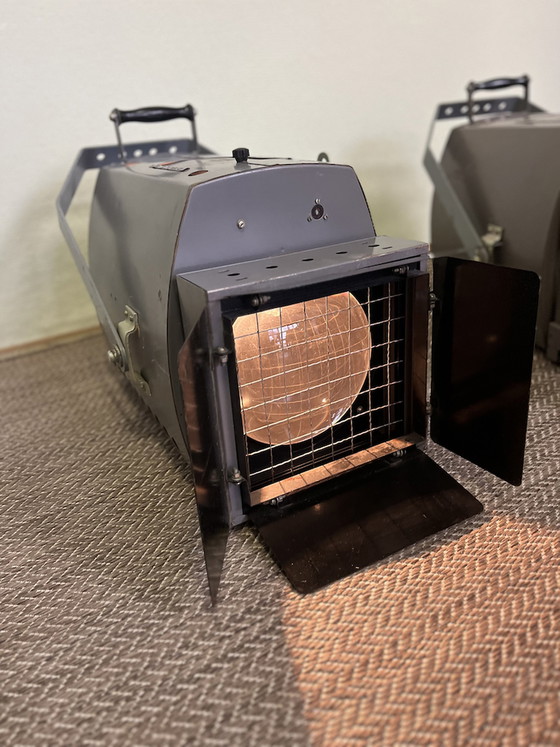 Image 1 of 2x Vintage-Industrie-Theaterscheinwerfer