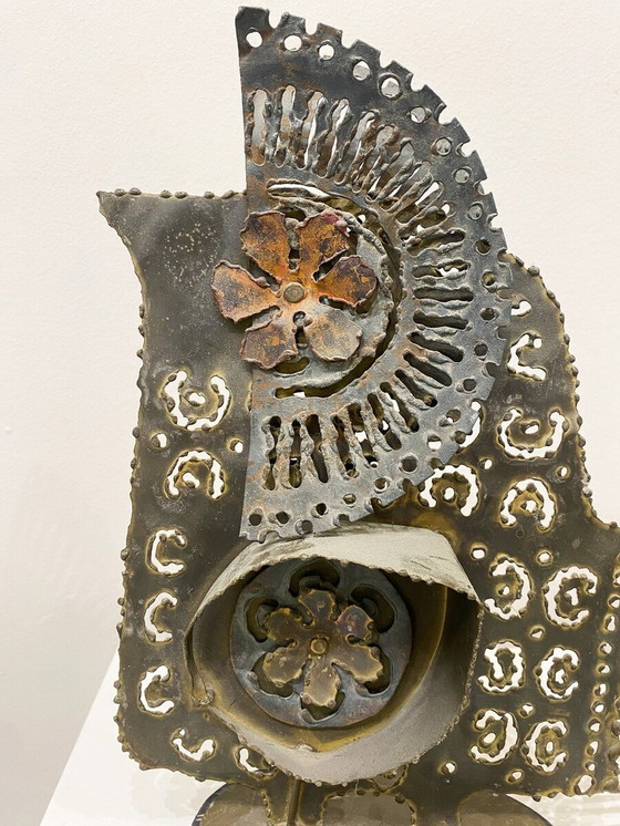 Image 1 of Skandinavische moderne Skulptur eines Vogels aus Metall und Kupfer, Holzsockel