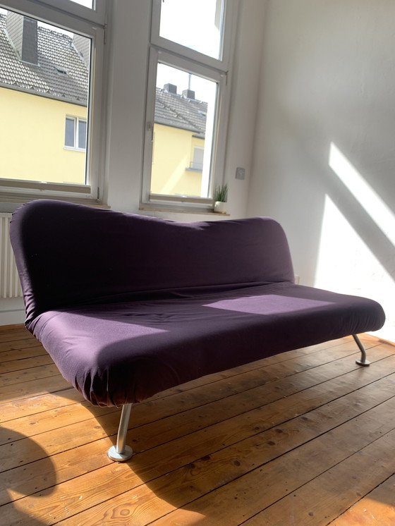 Image 1 of Brühl & Sippold Stoff Sofa Couch "More" Farbe Lila mit manueller Schlaffunktion