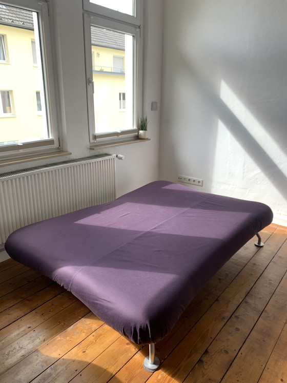 Image 1 of Brühl & Sippold Stoff Sofa Couch "More" Farbe Lila mit manueller Schlaffunktion