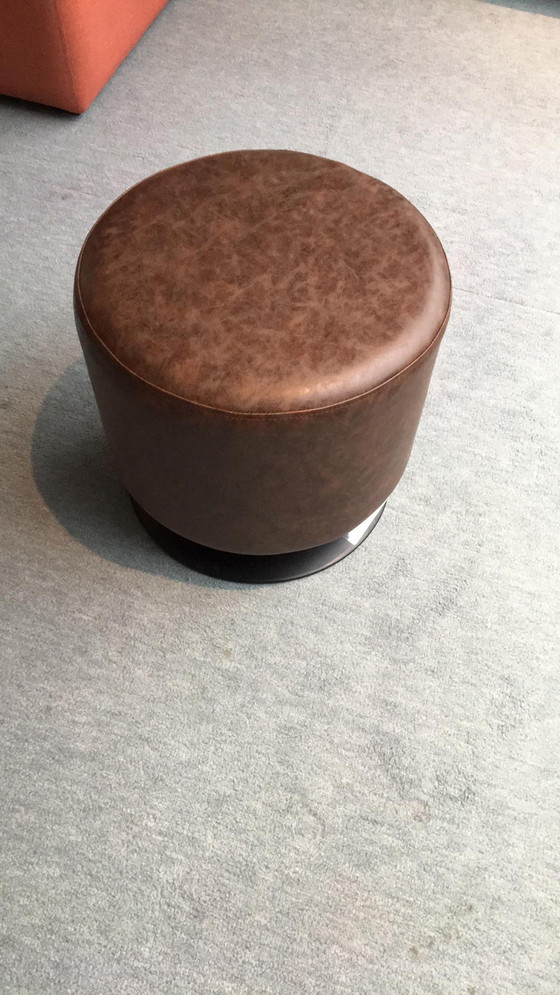 Image 1 of Dunkelbrauner Hocker