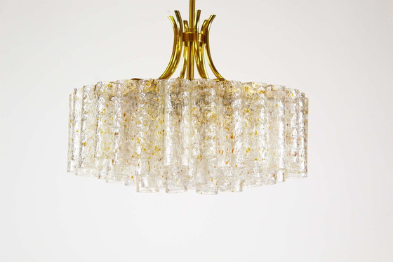 Image 1 of Seltener großer Kronleuchter aus Messing und Goldflake-Glas von Doria