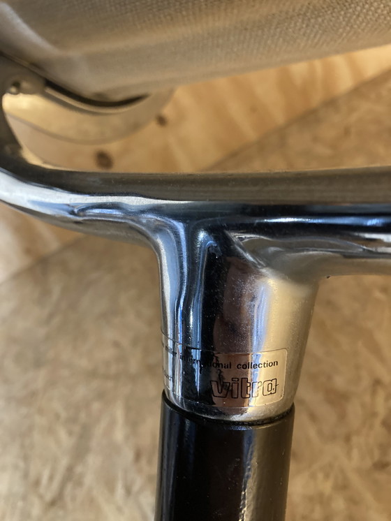 Image 1 of Herman Miller EA-105 Charles Eames Bürostuhl