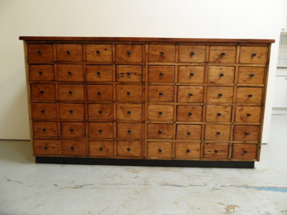 Image 1 of Vintage Apothekerschrank mit 48 Schubladen 1950'S