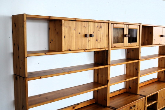 Image 1 of Vintage Kiefer Wandschrank