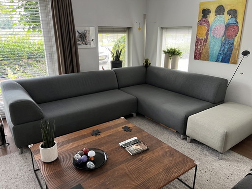 Leolux Ecksofa mit losem Hocker, Modell Faya Lobi.