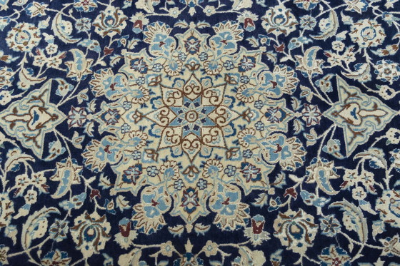 Image 1 of Handgeknüpfter Nain 9 La Mit Seide – Orientteppich 190 X 123 Cm