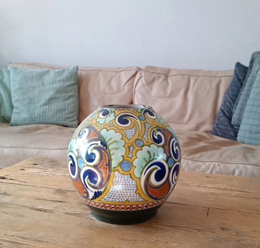 Plateel Gouda Holland Ivora Vase