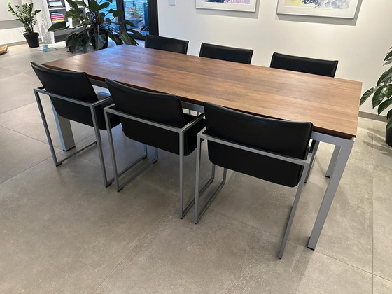 Image 1 of Arco Graphic Tisch und sechs Stühle mit XL-Gestell