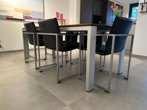 Image 1 of Arco Graphic Tisch und sechs Stühle mit XL-Gestell