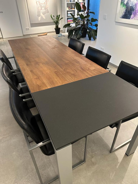 Image 1 of Arco Graphic Tisch und sechs Stühle mit XL-Gestell