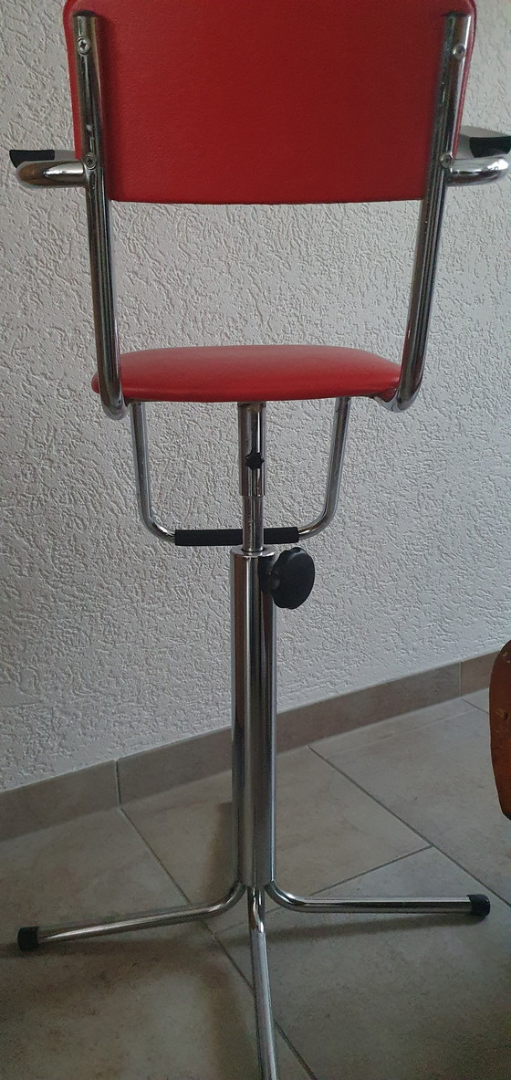 Image 1 of Vintage Kinderfriseurstuhl