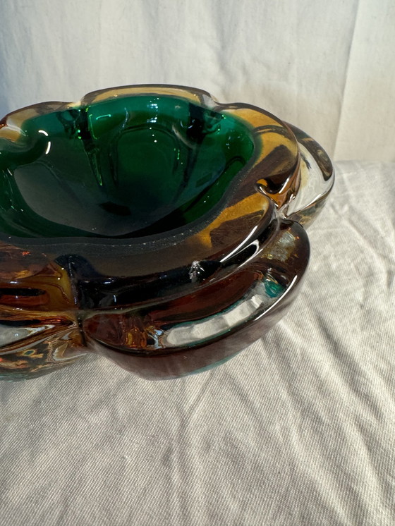 Image 1 of Vintage Blume Aschenbecher/Schale in grün-gelb