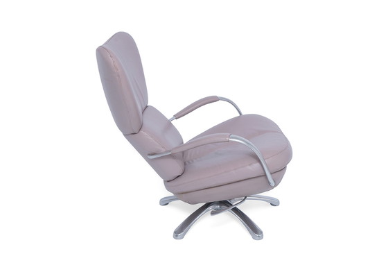 Image 1 of Leolux Formi renoviert