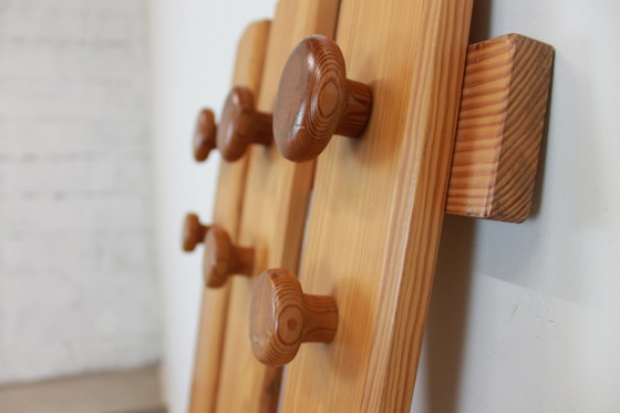 Image 1 of Wandgarderobe aus Kiefernholz der 50er Jahre