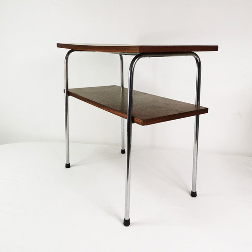 Vintage Bauhaus Beistelltisch aus Walnussfurnier und Metall, Tschechoslowakei 1940
