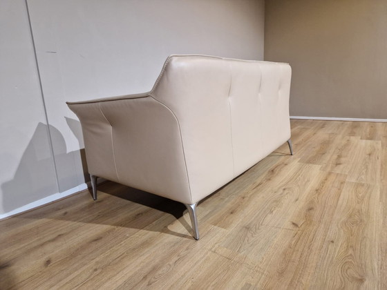 Image 1 of Leolux Mayon 2.5-Sitzer Sofa Creme Leder Design Christian Werner