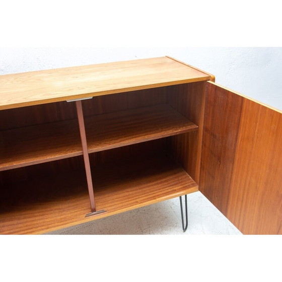 Image 1 of Alte Anrichte aus Buchenholz "U-450" von Jiří Jiroutek für Interiér Praha, Tschechien 1960