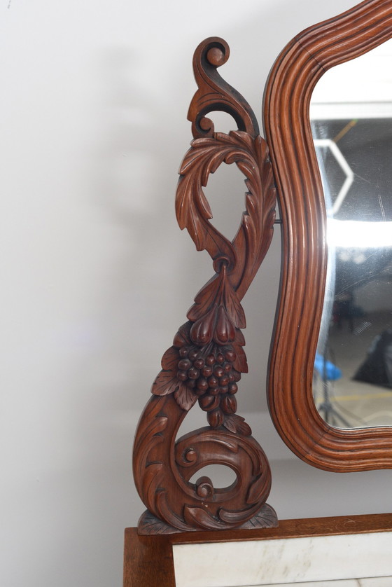 Image 1 of Jugendstil Toilette mit Marmor und Spiegel