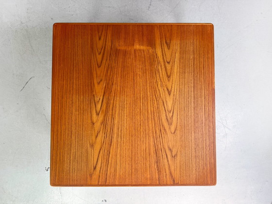 Image 1 of Original Henning Kjaernulf Midcentury Couchtisch Velje Stolefabrik Teak