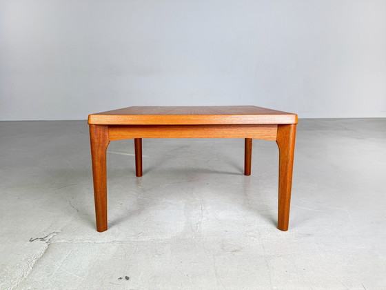 Image 1 of Original Henning Kjaernulf Midcentury Couchtisch Velje Stolefabrik Teak