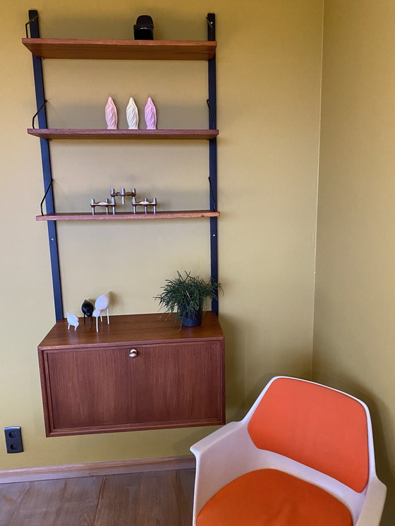 Image 1 of Poul Cadovius Königliches System