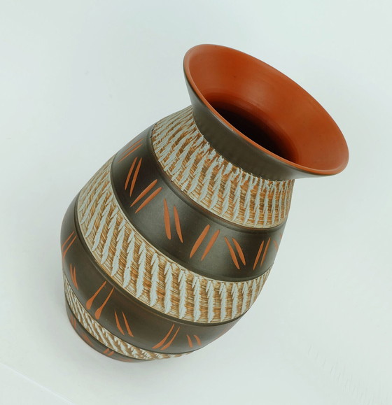 Image 1 of 1950er Jahre Akru-Keramikvase mit Sgraffito-Dekor, Modell 10 30