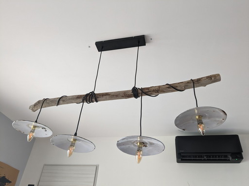 Kronleuchter aus Floatholz und Vintage-Metall