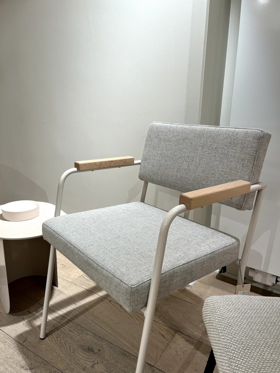 Image 1 of Fest Monday Esszimmerstuhl mit Armlehnen