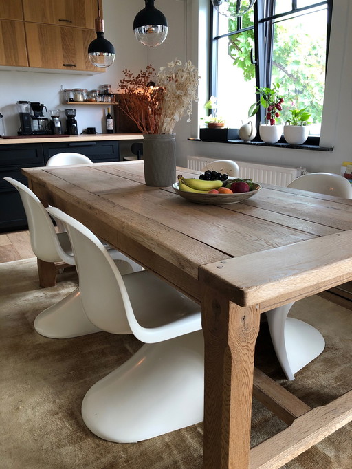 5x Herman Miller écru-farbene Panton-Stühle