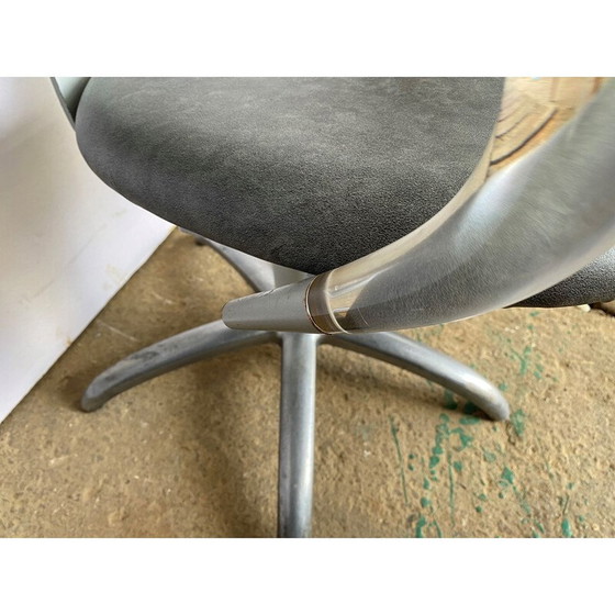 Image 1 of Alter drehbarer Friseurstuhl aus Plexiglas und grauem Skai, 1970