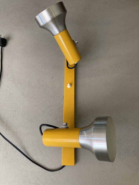 Image 1 of Vintage Gelbe Flecken mit Aluminium-Schirm