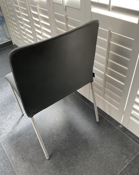 Image 1 of 8x Leder Stühle Von Der Marke More