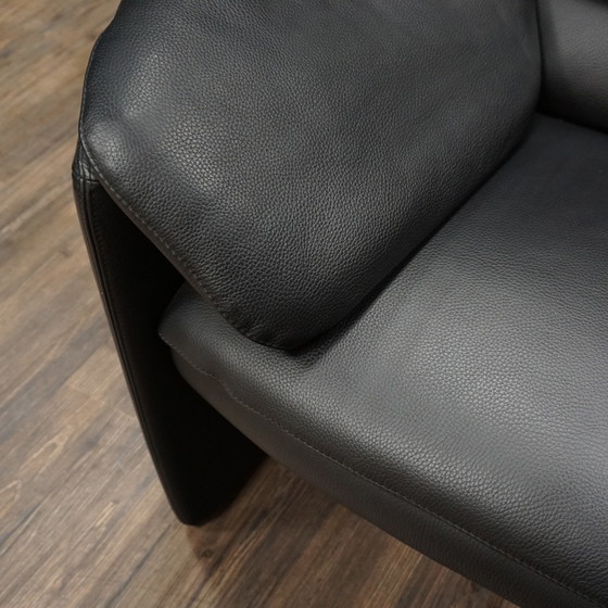 Image 1 of LEOLUX Catalpa Sessel